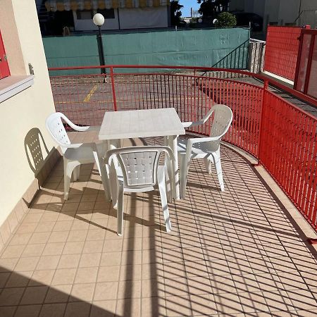Residence Al Mare - Agenzia Cocal カオルレ エクステリア 写真