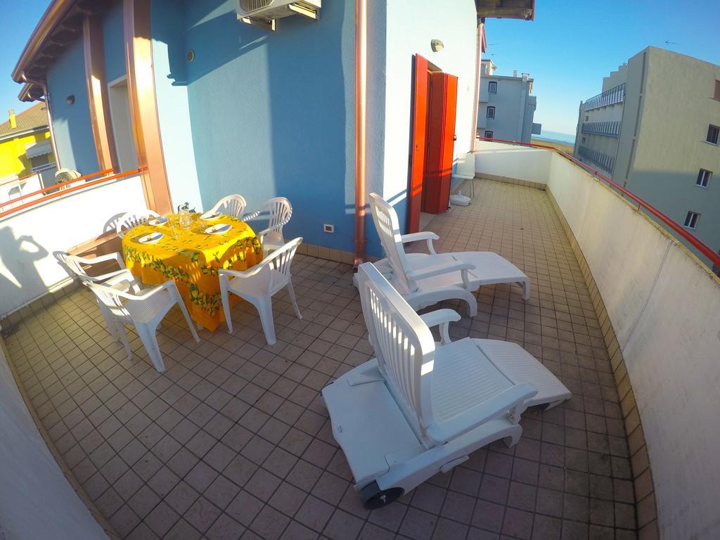 Residence Al Mare - Agenzia Cocal カオルレ 部屋 写真