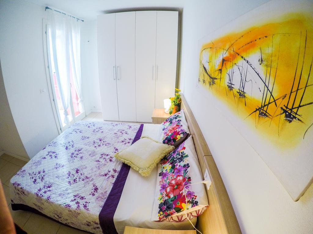 Residence Al Mare - Agenzia Cocal カオルレ エクステリア 写真