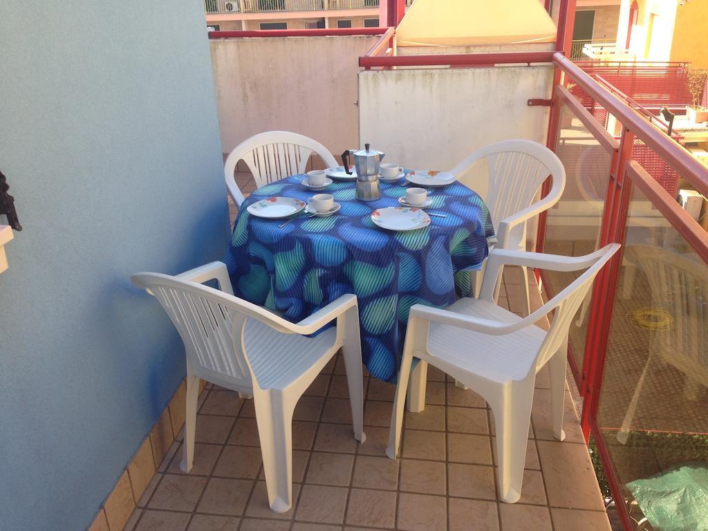 Residence Al Mare - Agenzia Cocal カオルレ 部屋 写真